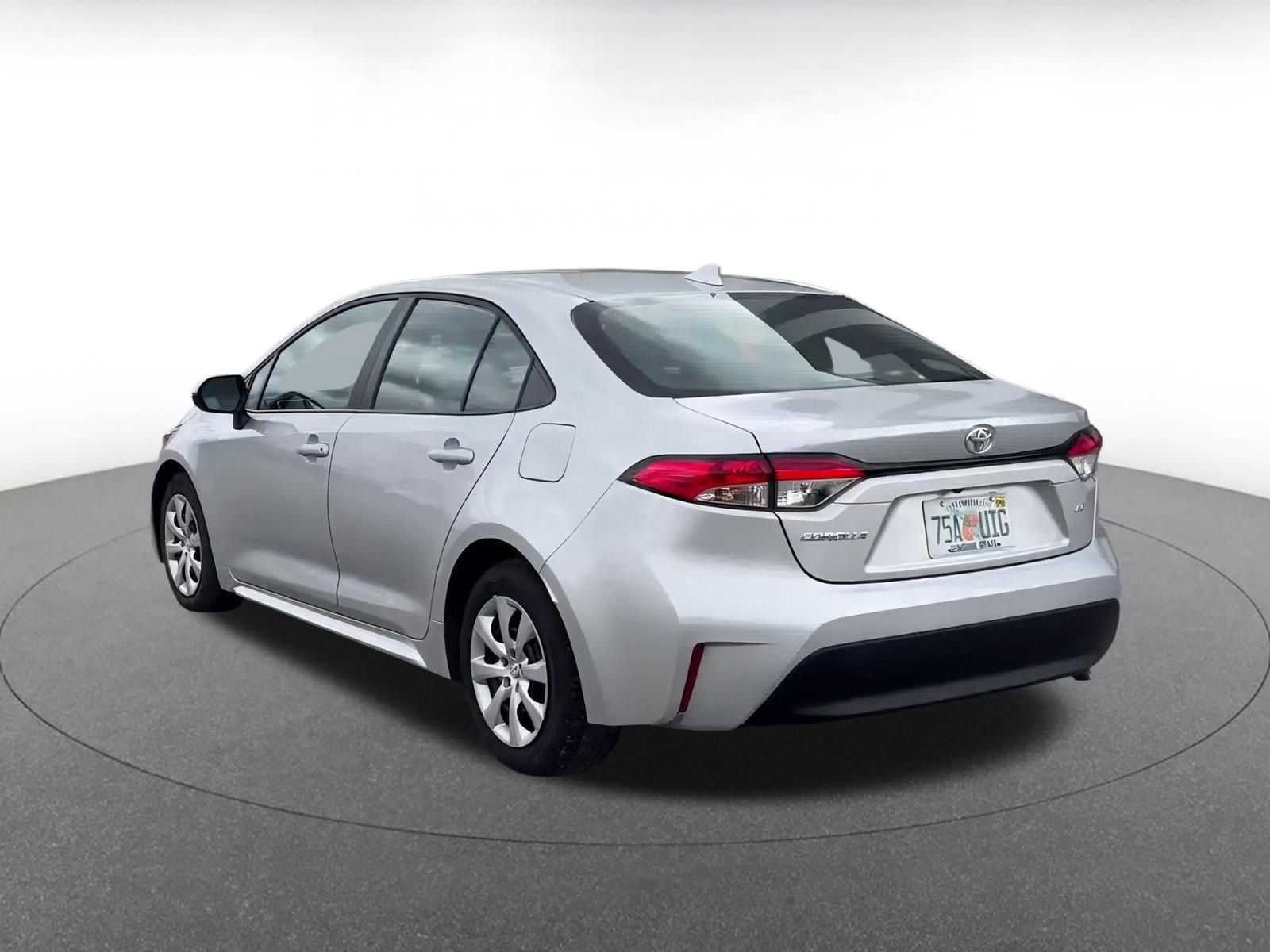 Thumbnail: 2025 Toyota Corolla - 11