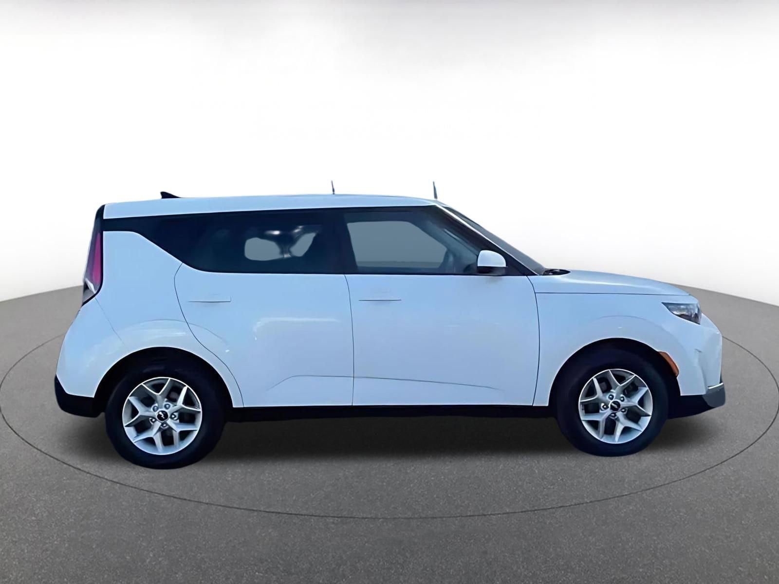 Thumbnail: 2025 Kia Soul - 15