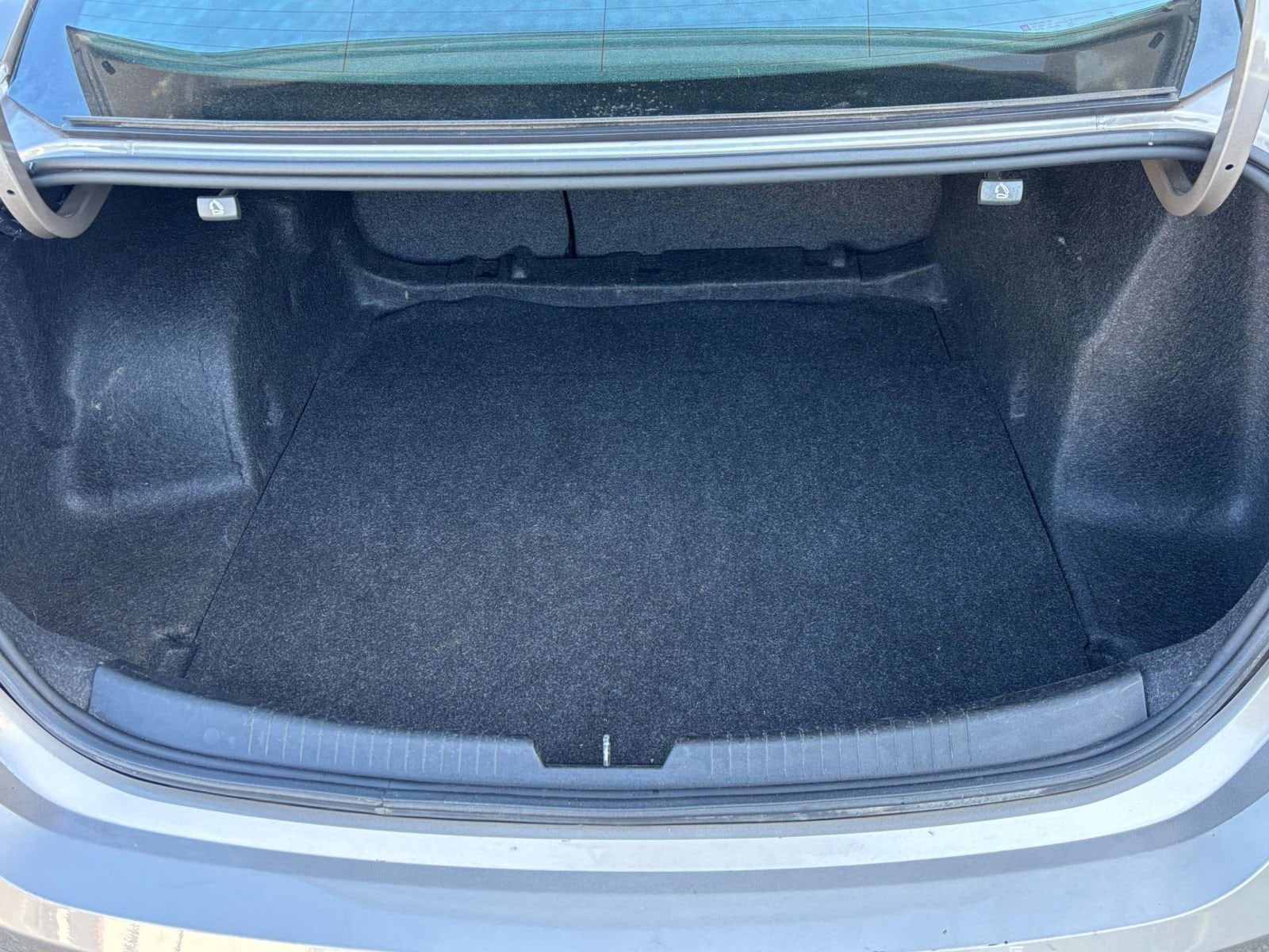 Thumbnail: 2024 Chevrolet Malibu - 25