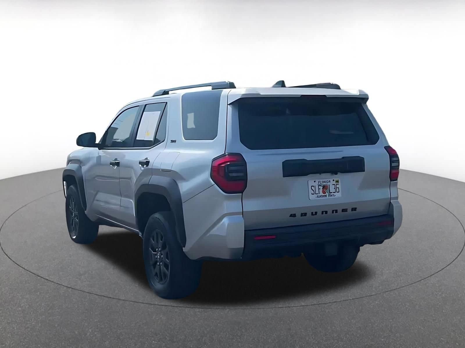 Thumbnail: 2025 Toyota 4Runner - 9