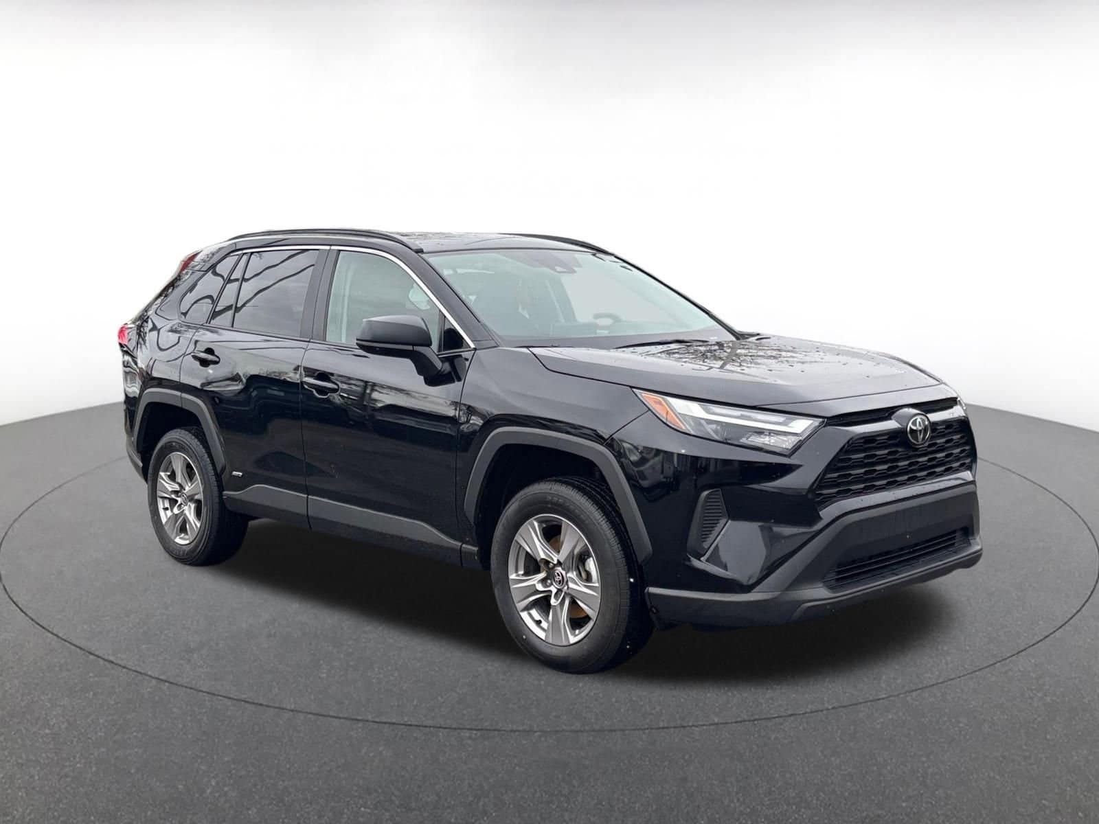 Thumbnail: 2025 Toyota RAV4 - 1