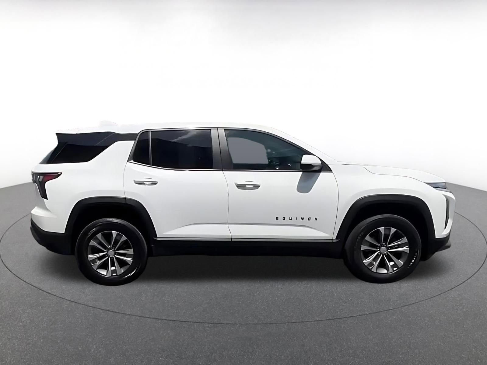 Thumbnail: 2025 Chevrolet Equinox - 15