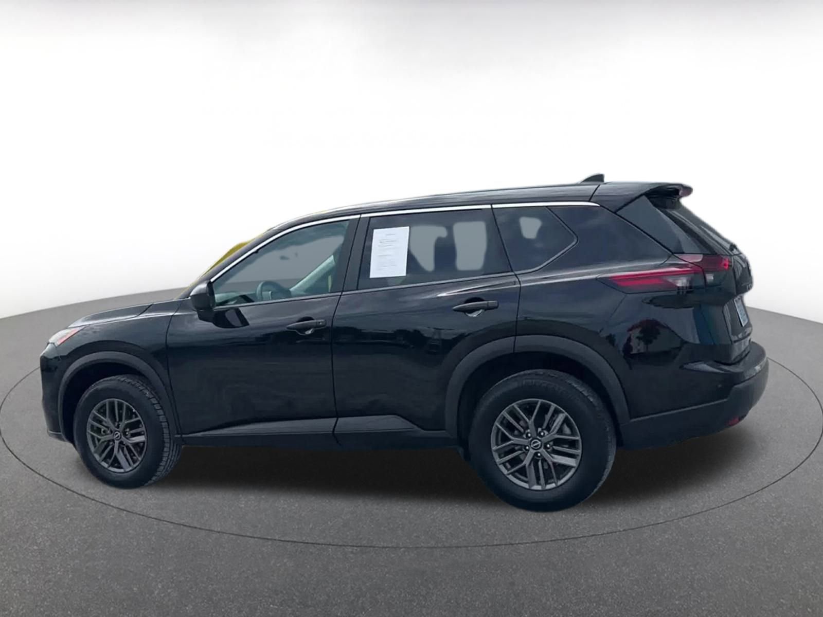 Thumbnail: 2024 Nissan Rogue - 10