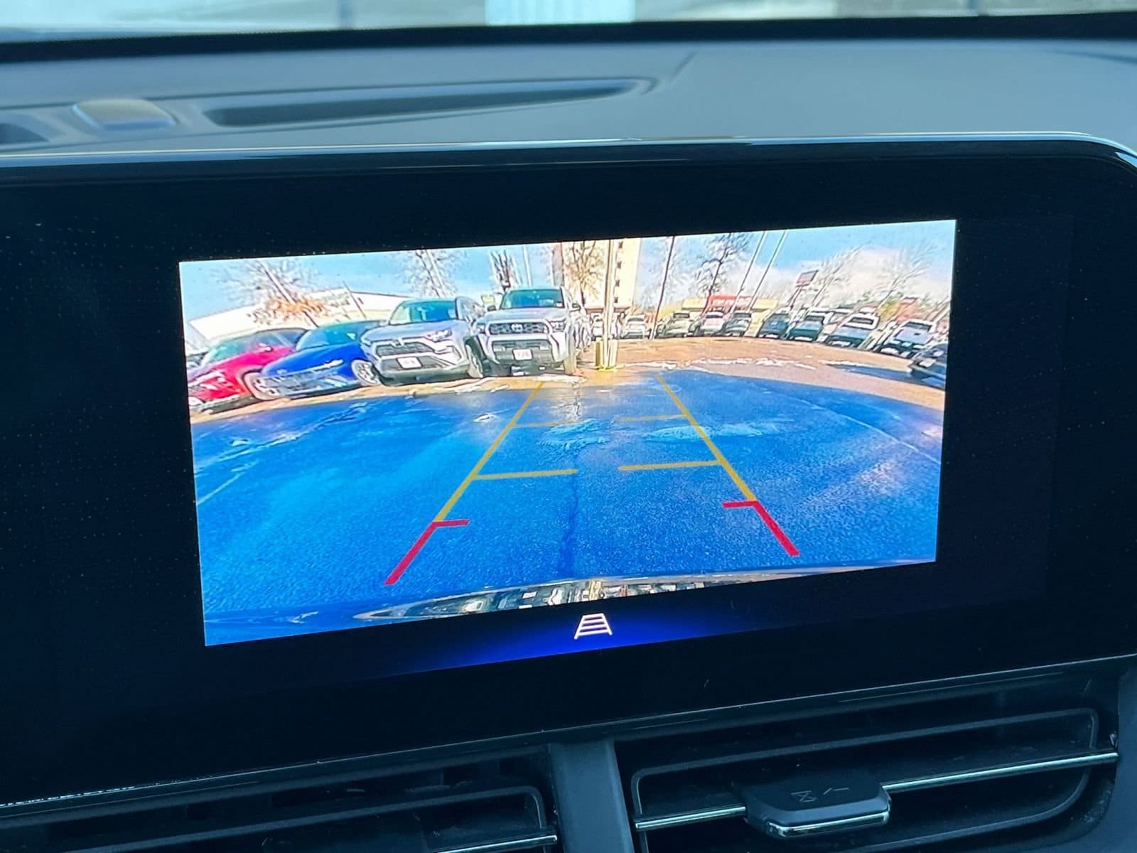 Thumbnail: 2025 Chevrolet Trax - 17