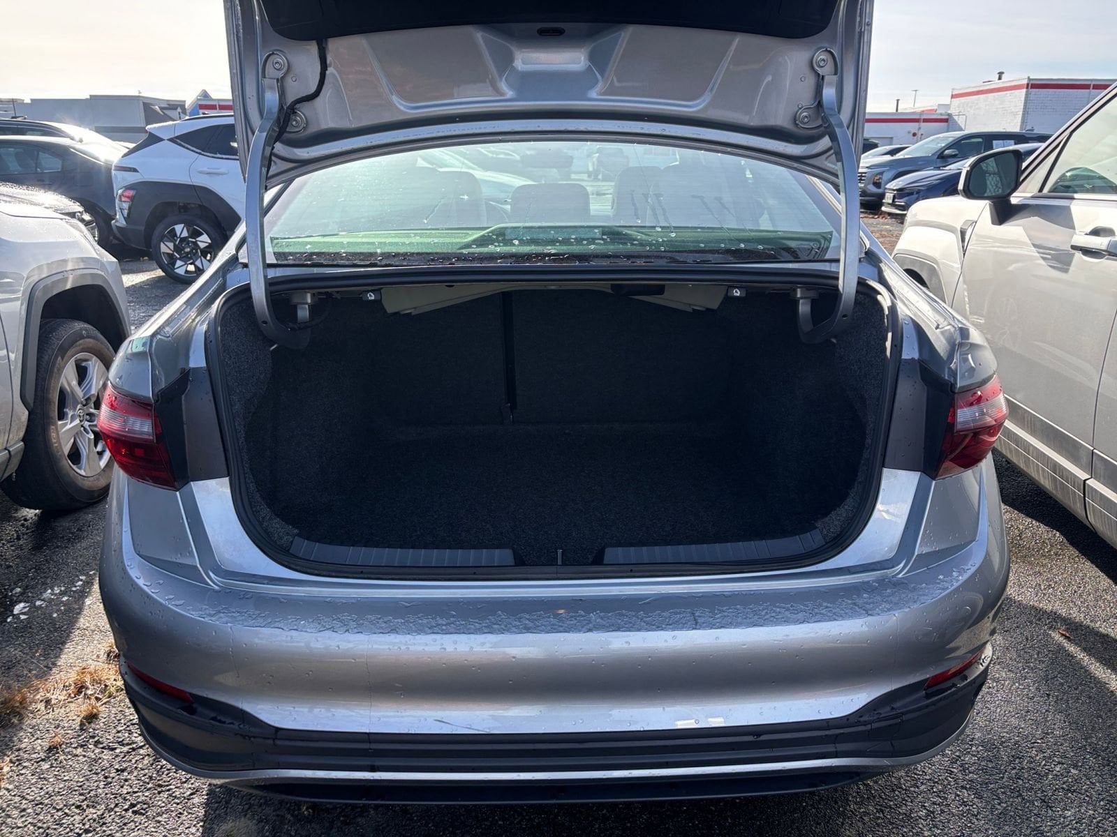 Thumbnail: 2025 Volkswagen Jetta - 28