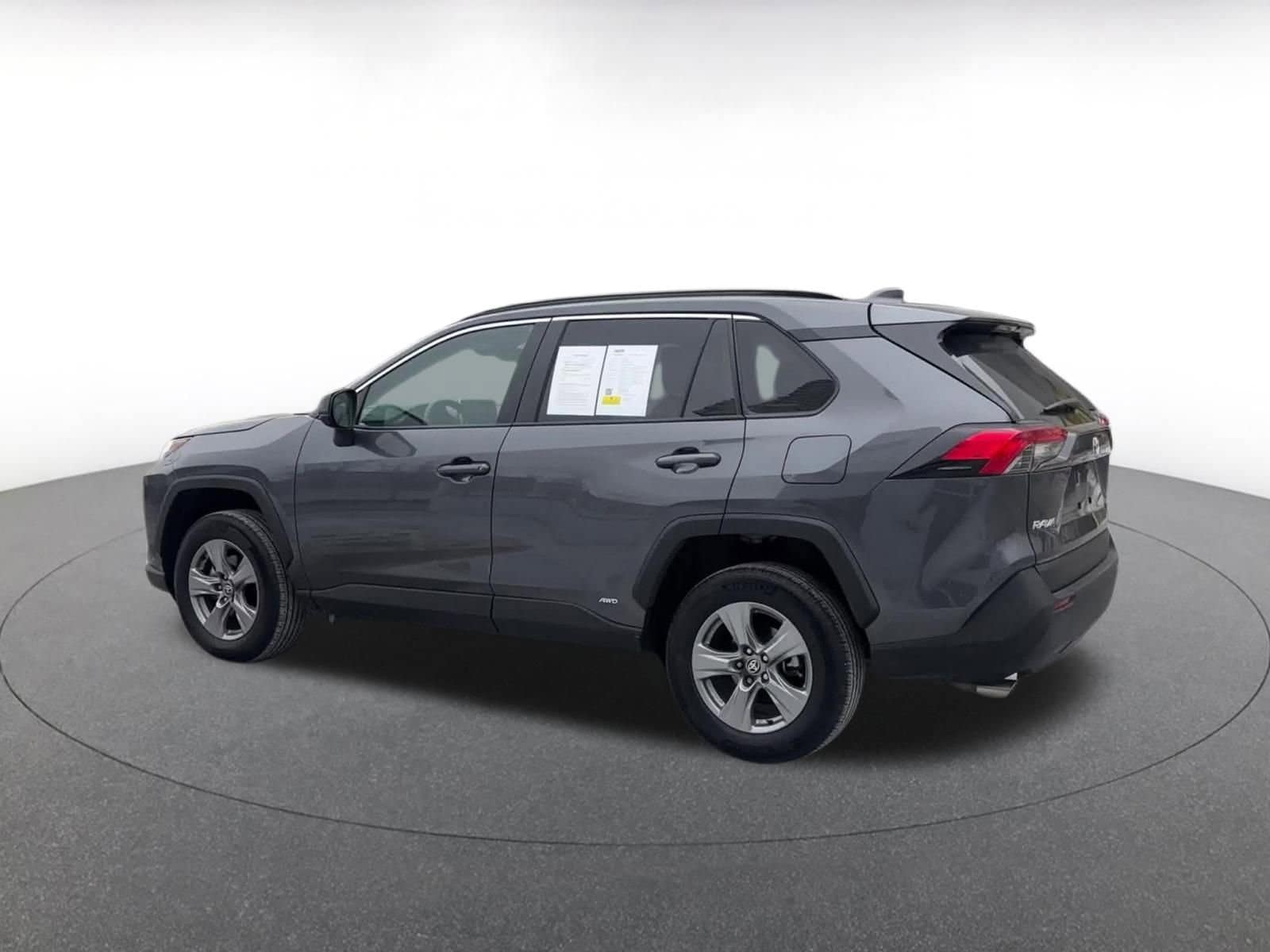 Thumbnail: 2025 Toyota RAV4 - 10