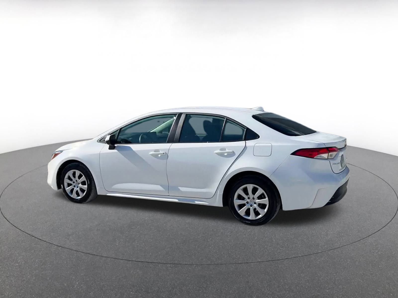 Thumbnail: 2024 Toyota Corolla - 10