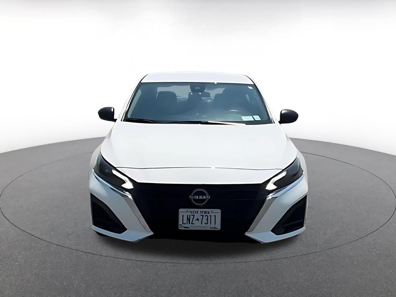 Thumbnail: 2025 Nissan Altima - 4