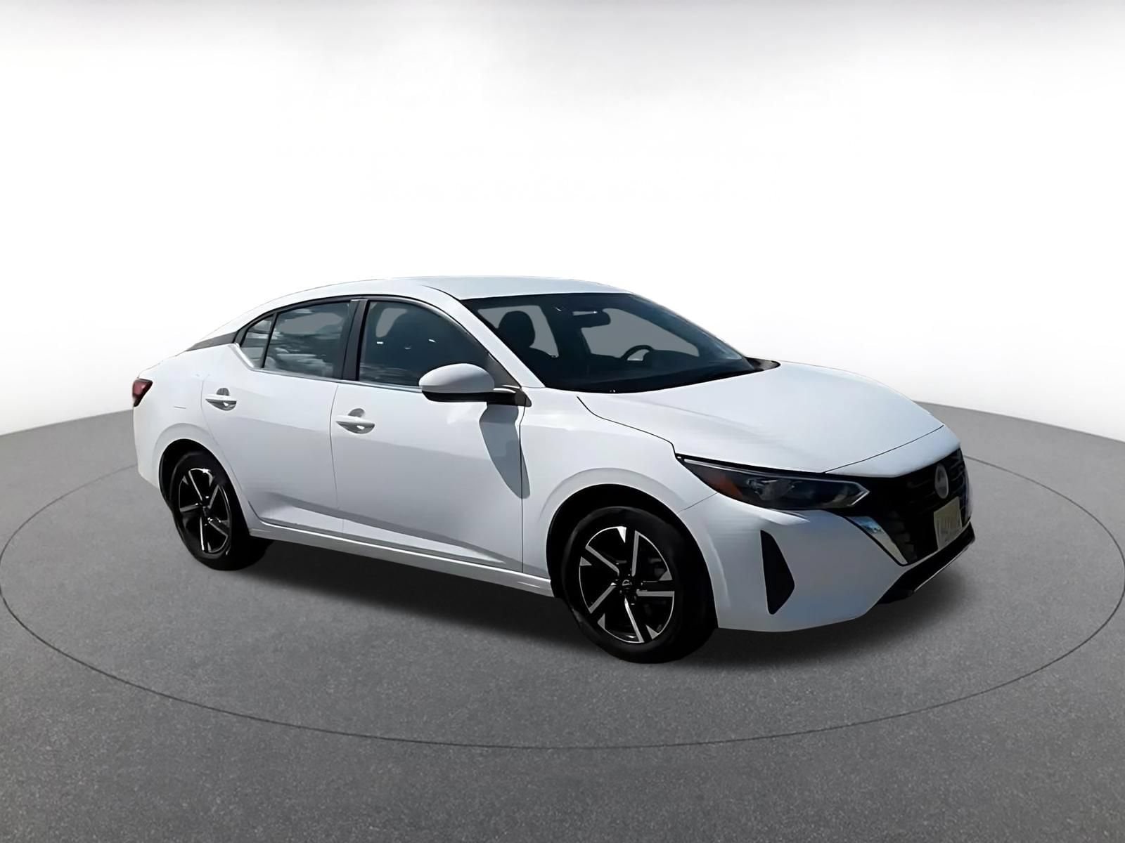 Thumbnail: 2025 Nissan Sentra - 2