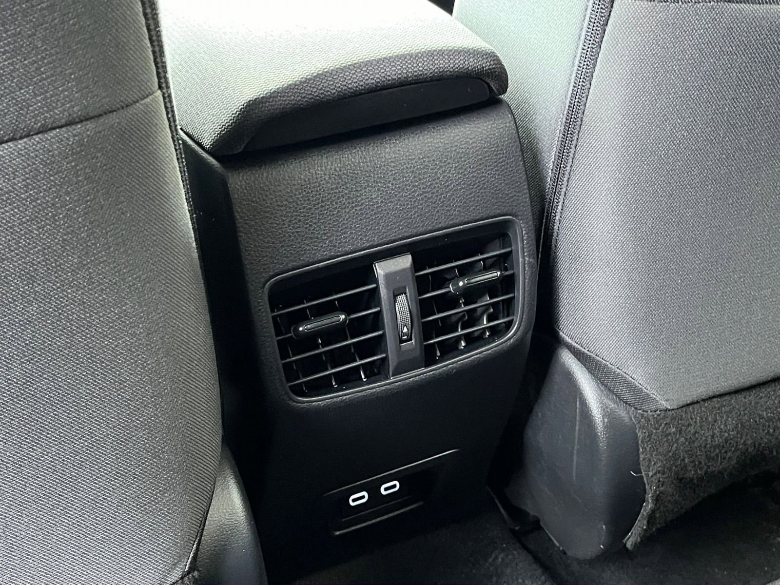 Thumbnail: 2025 Toyota Corolla Cross - 21