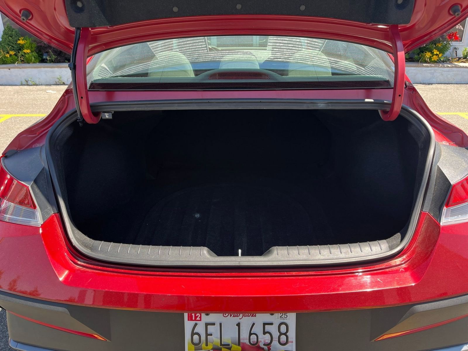 Thumbnail: 2024 Hyundai Elantra - 27