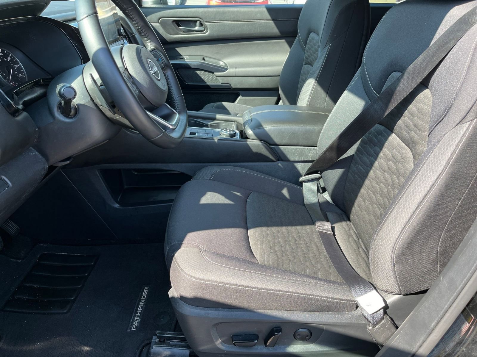 Thumbnail: 2025 Nissan Pathfinder - 28