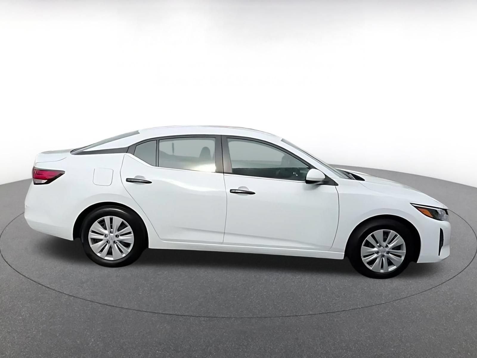Thumbnail: 2025 Nissan Sentra - 15