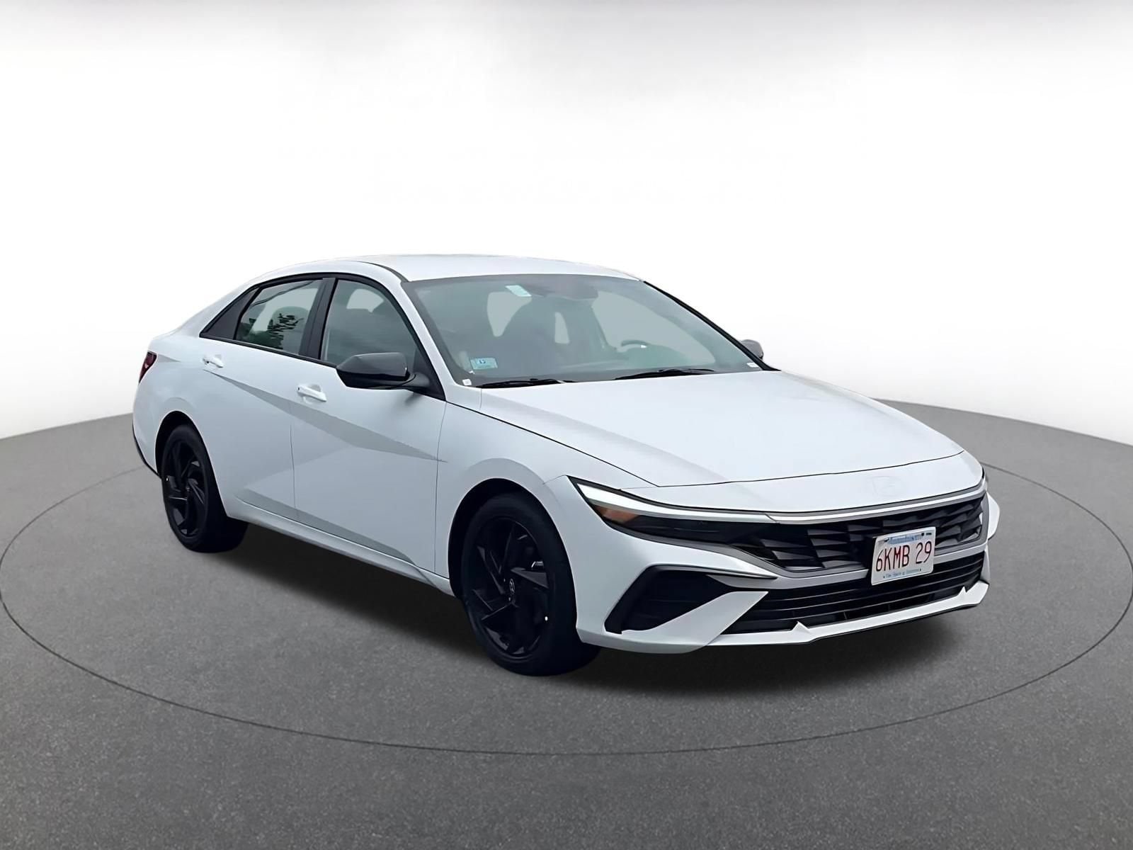 Thumbnail: 2026 Hyundai Elantra - 3