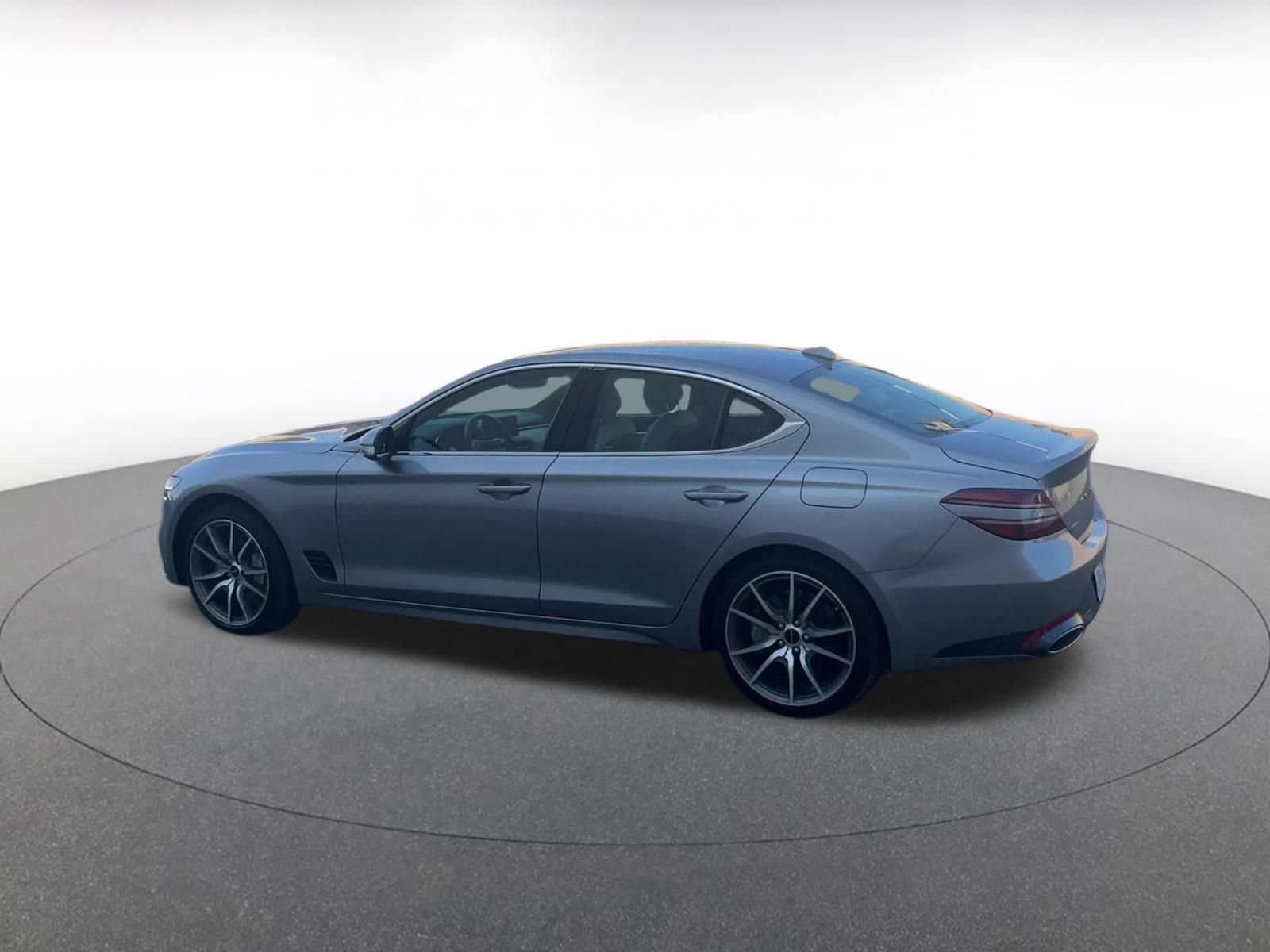 Thumbnail: 2024 Genesis G70 - 10