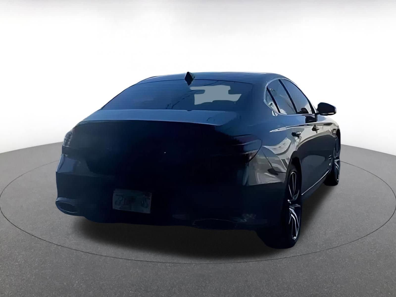 Thumbnail: 2025 Genesis G70 - 9