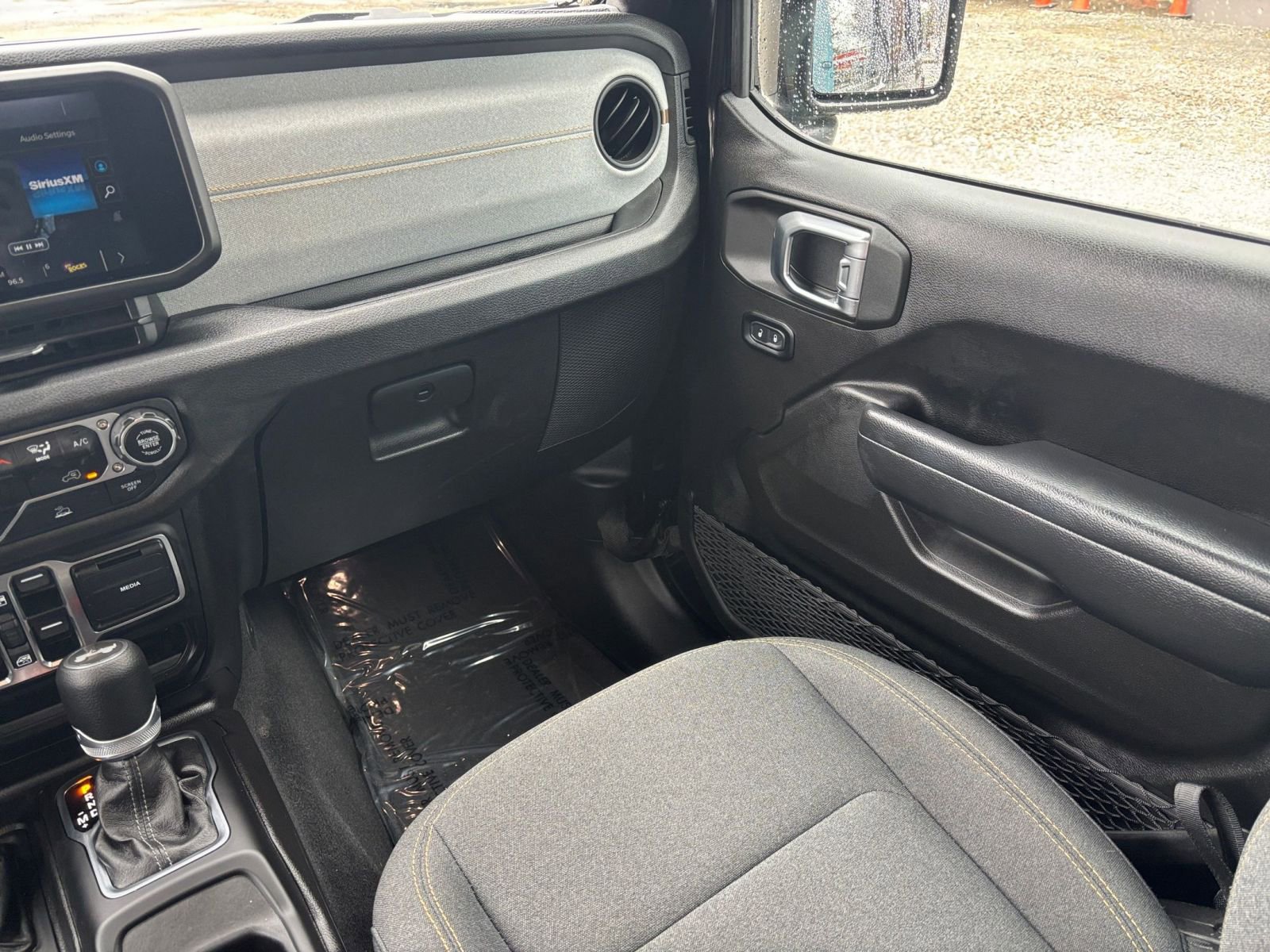 Thumbnail: 2025 Jeep Wrangler - 31