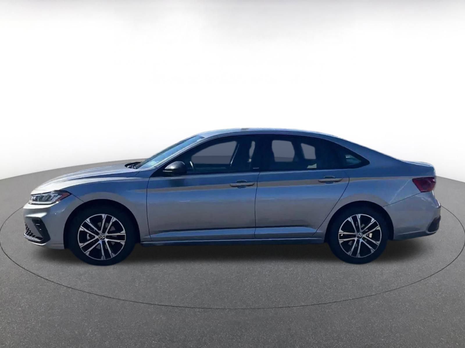 Thumbnail: 2025 Volkswagen Jetta - 10