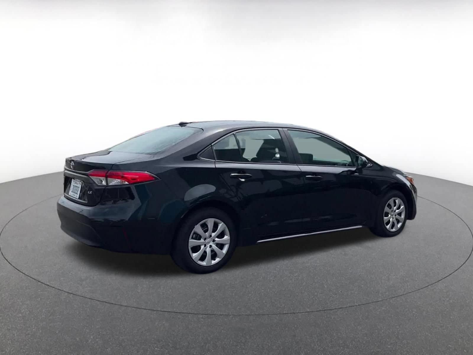 Thumbnail: 2025 Toyota Corolla - 11