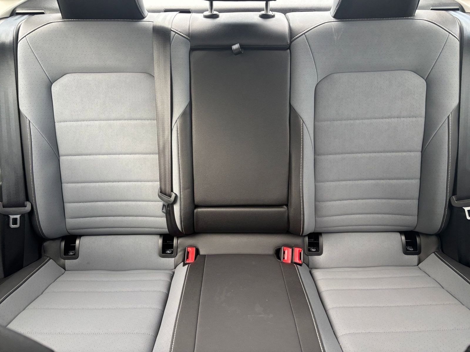 Thumbnail: 2025 Volkswagen Jetta - 34