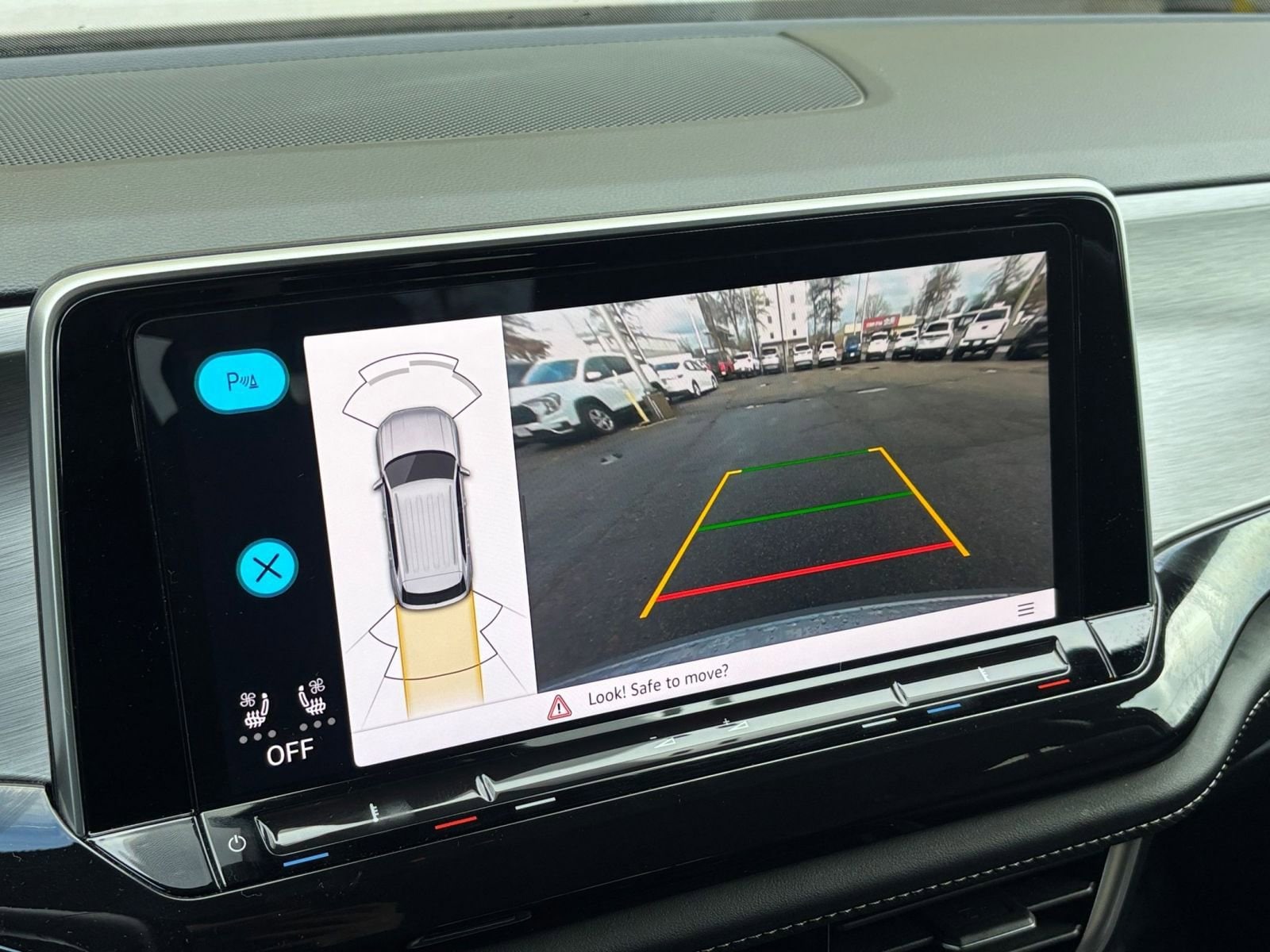 Thumbnail: 2025 Volkswagen Atlas - 17