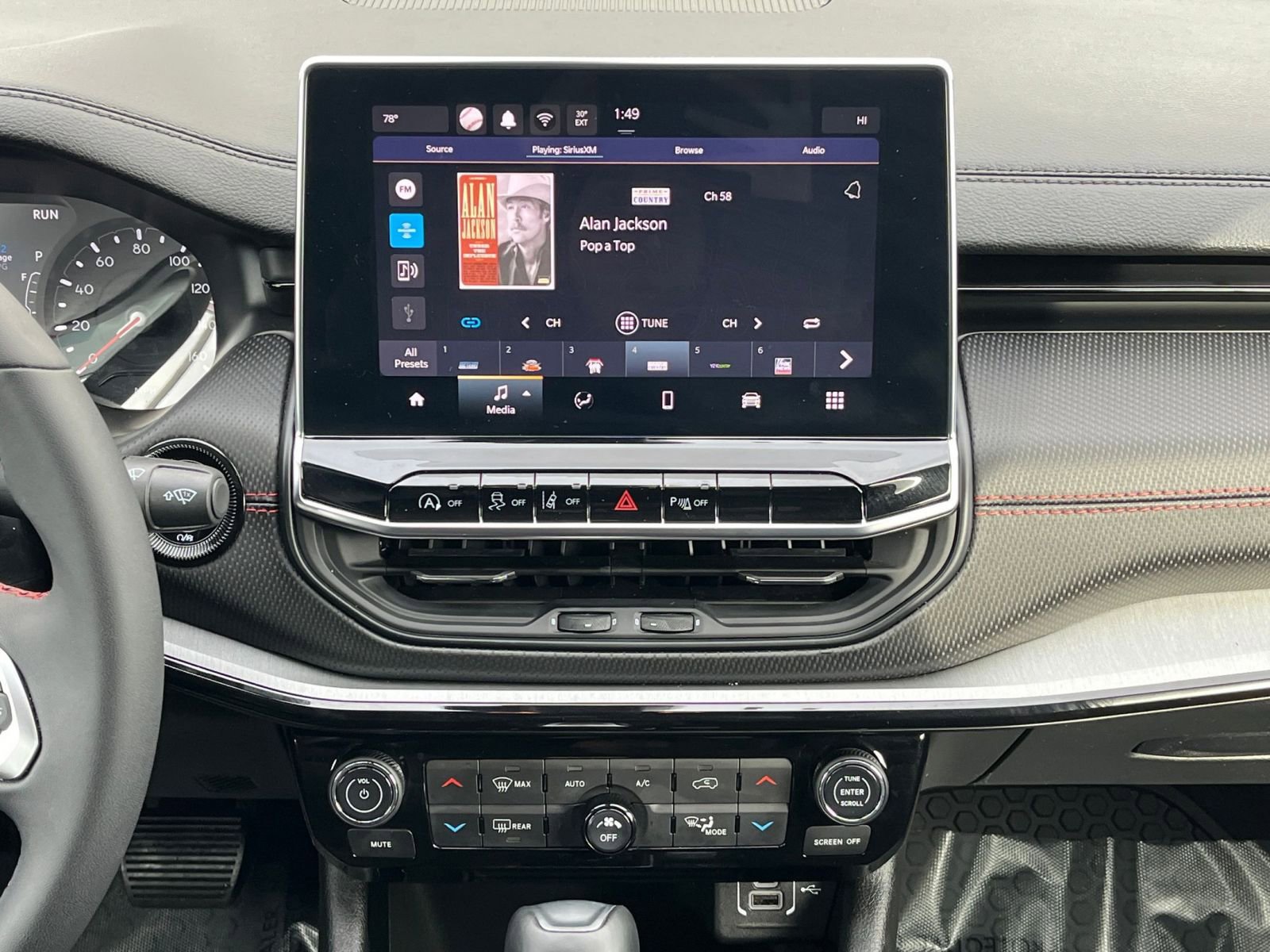 Thumbnail: 2025 Jeep Compass - 17