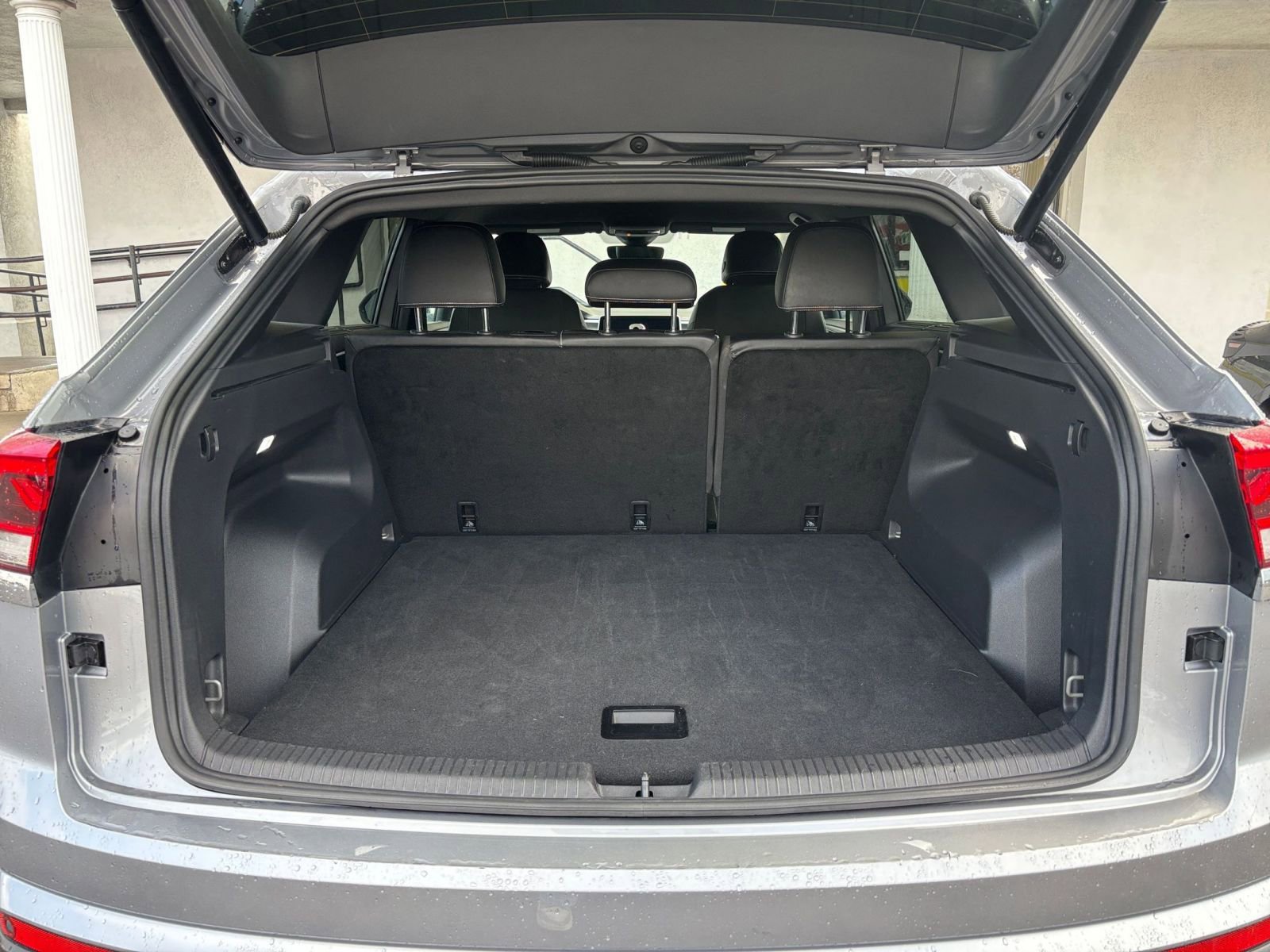 Thumbnail: 2025 Volkswagen Atlas - 28