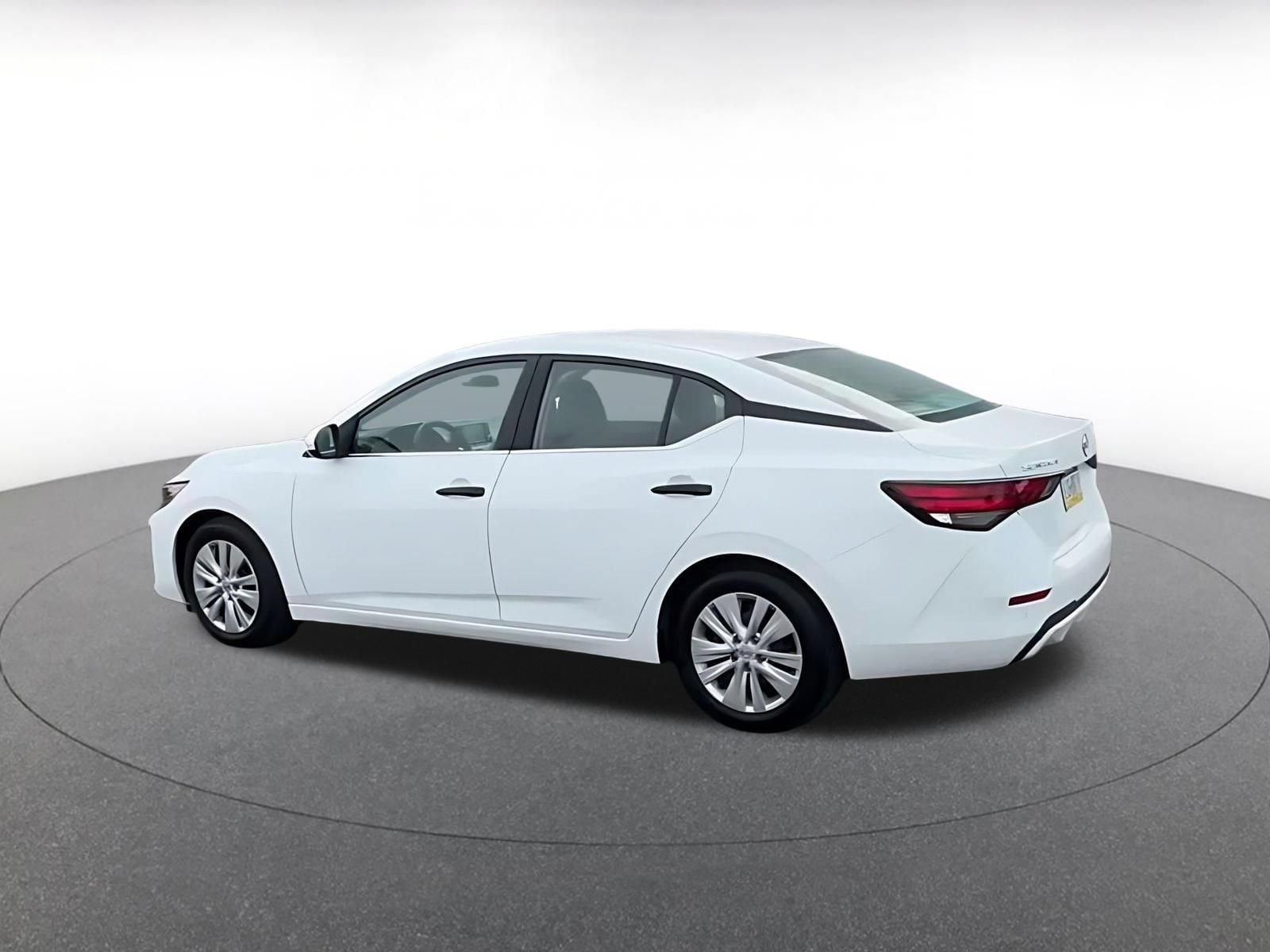 Thumbnail: 2025 Nissan Sentra - 12