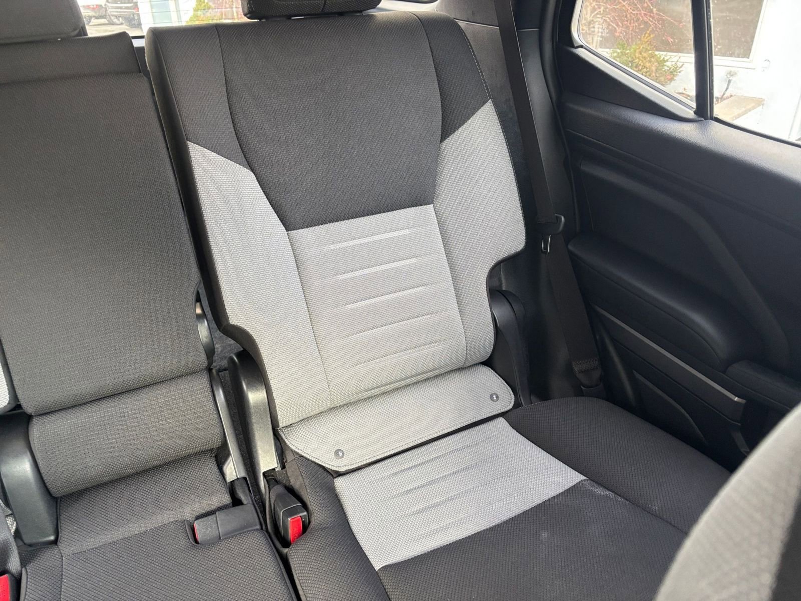 Thumbnail: 2025 Toyota 4Runner - 33