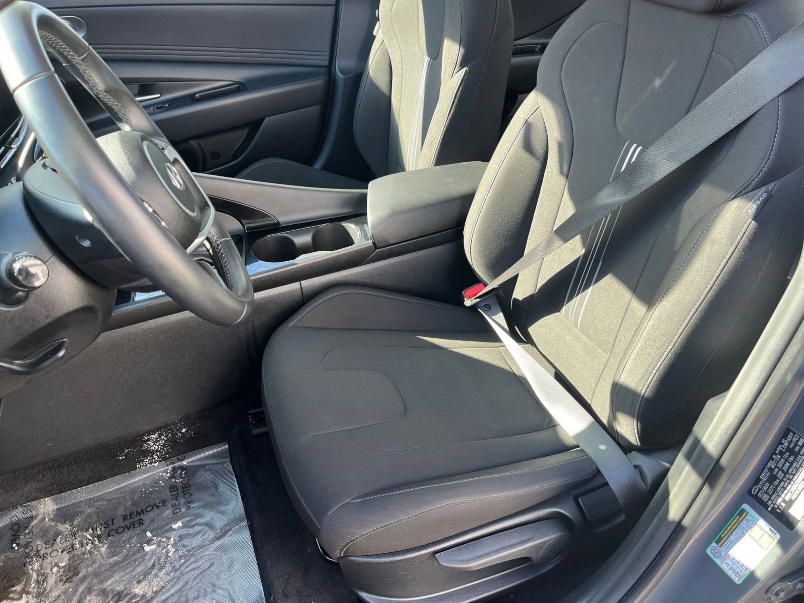 Thumbnail: 2025 Hyundai Elantra - 32