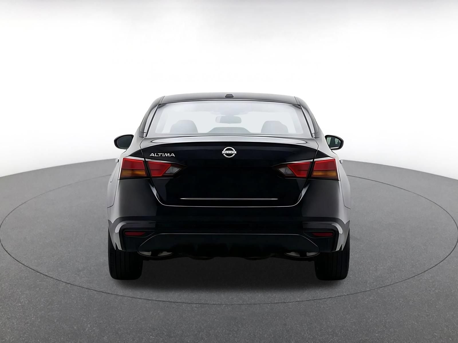Thumbnail: 2025 Nissan Altima - 8