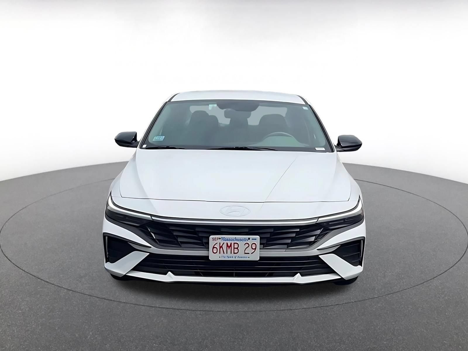 Thumbnail: 2026 Hyundai Elantra - 4