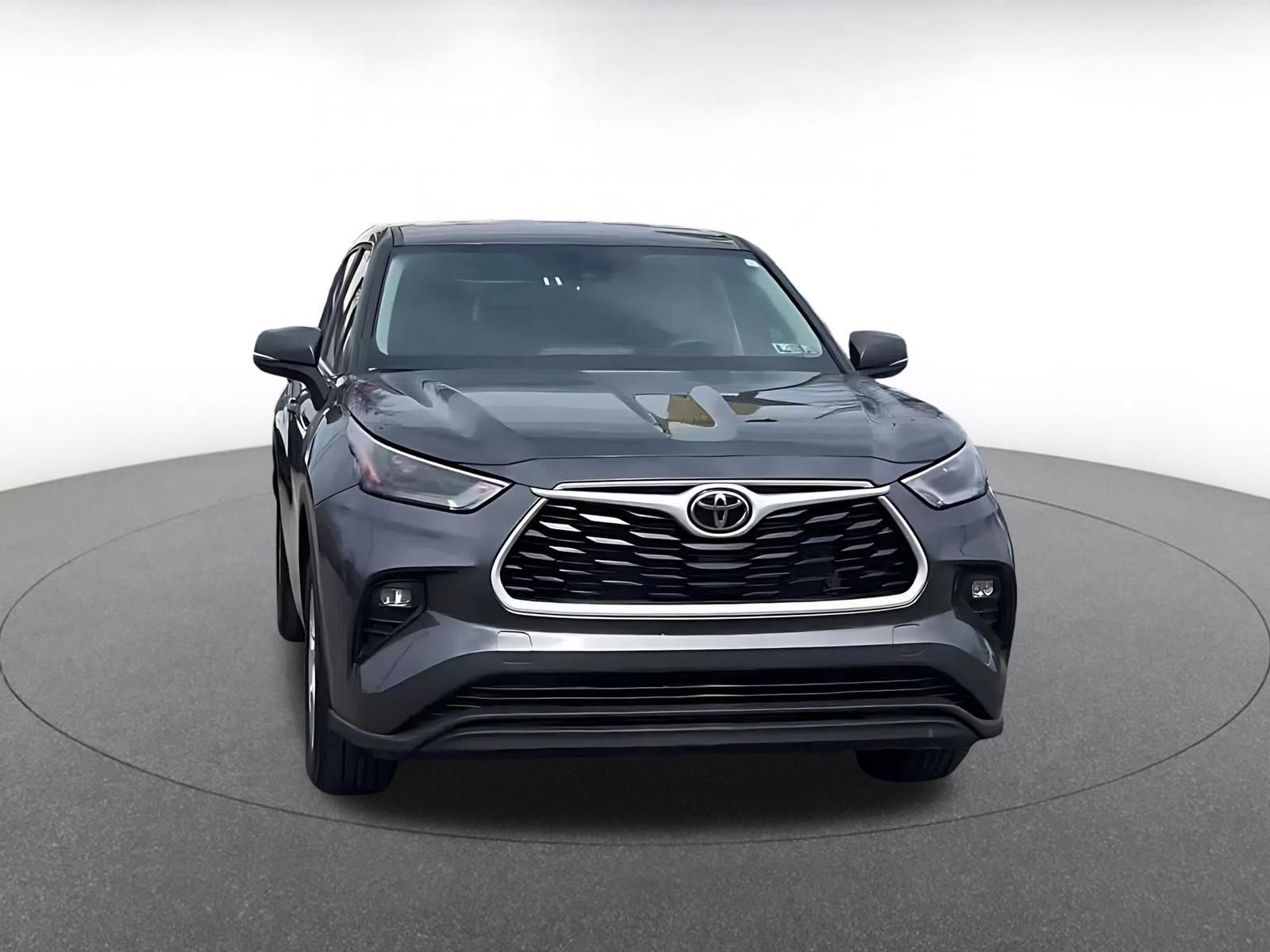 Thumbnail: 2025 Toyota Highlander - 3