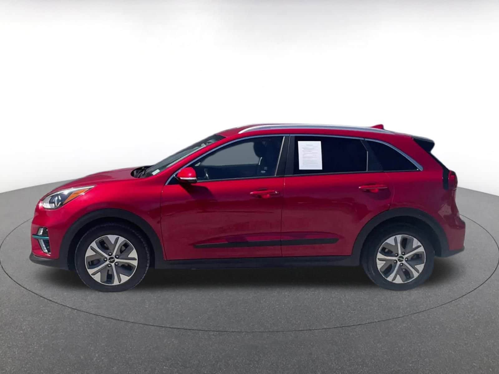 Thumbnail: 2022 Kia Niro - 9