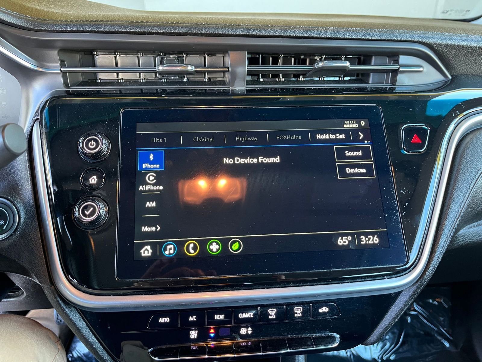 Thumbnail: 2023 Chevrolet Bolt EV - 18