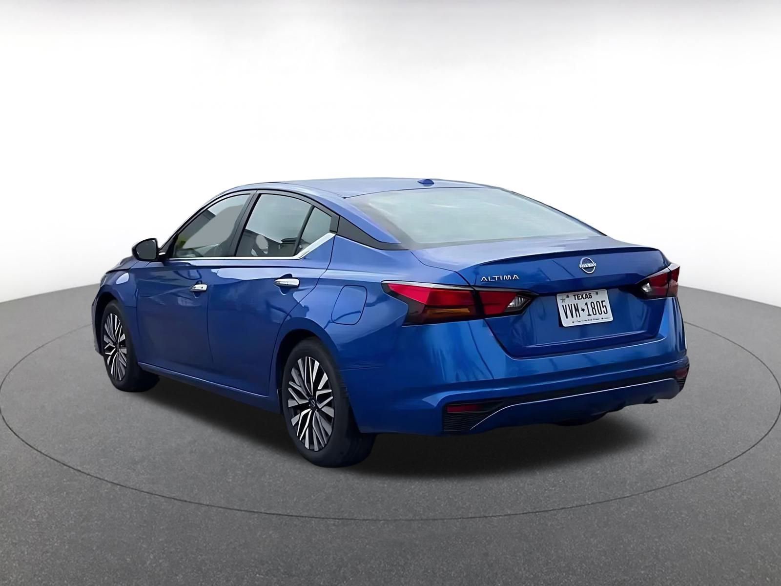 Thumbnail: 2025 Nissan Altima - 11