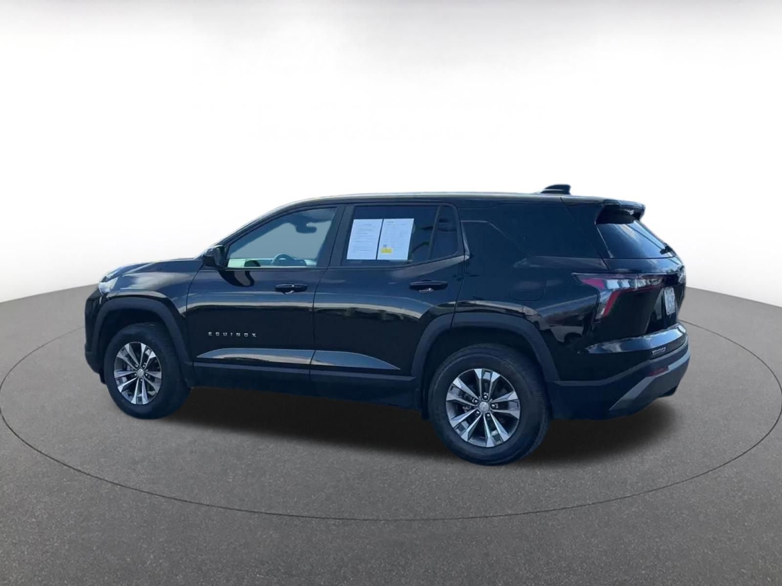 Thumbnail: 2025 Chevrolet Equinox - 10