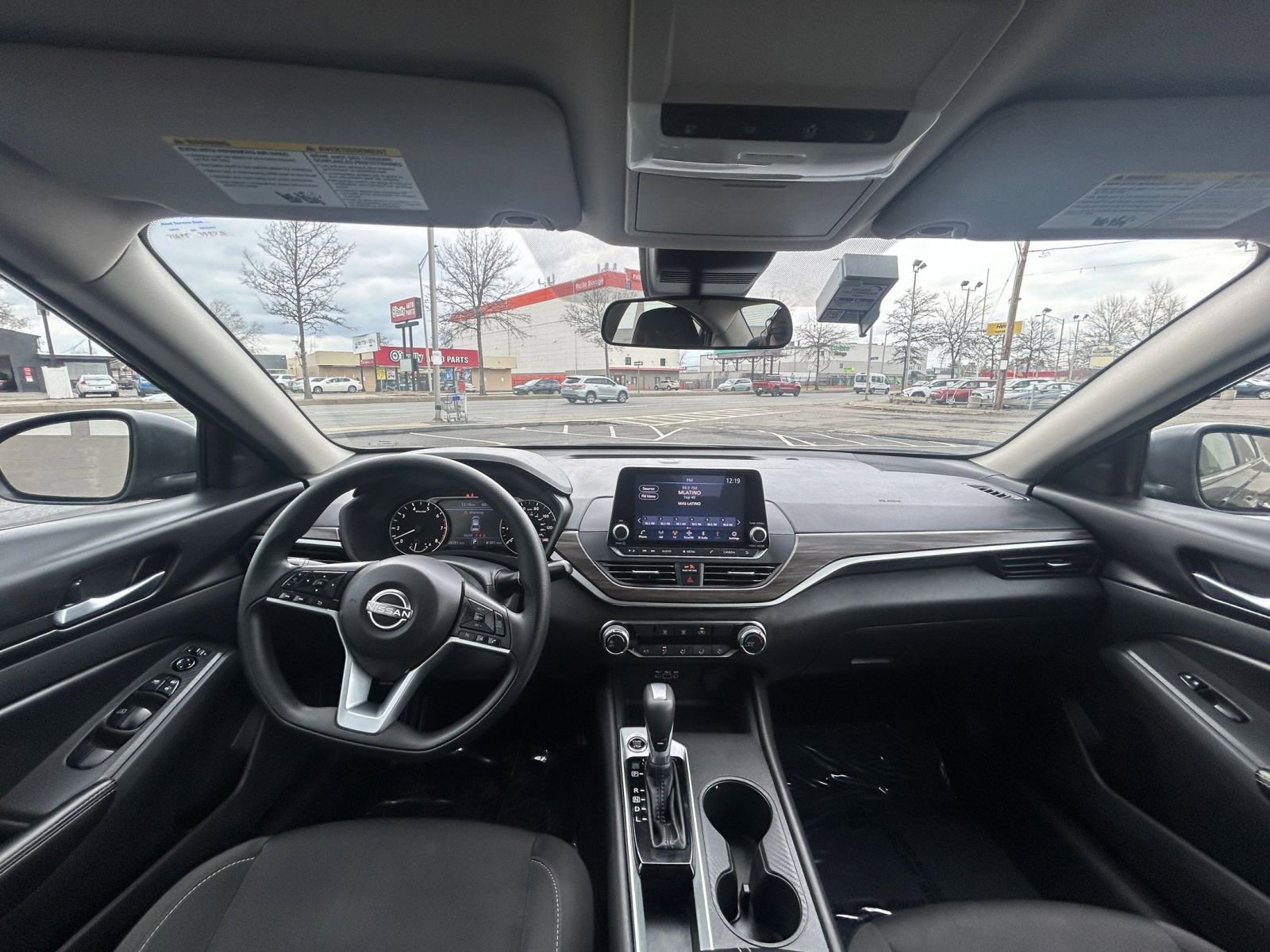 Thumbnail: 2025 Nissan Altima - 33