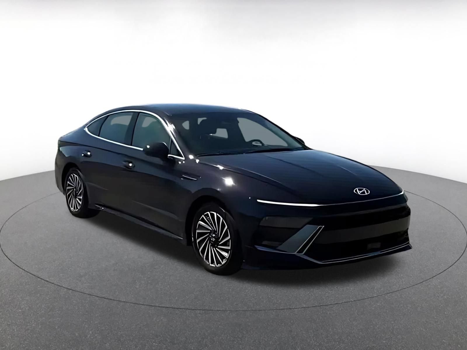 Thumbnail: 2025 Hyundai Sonata - 2