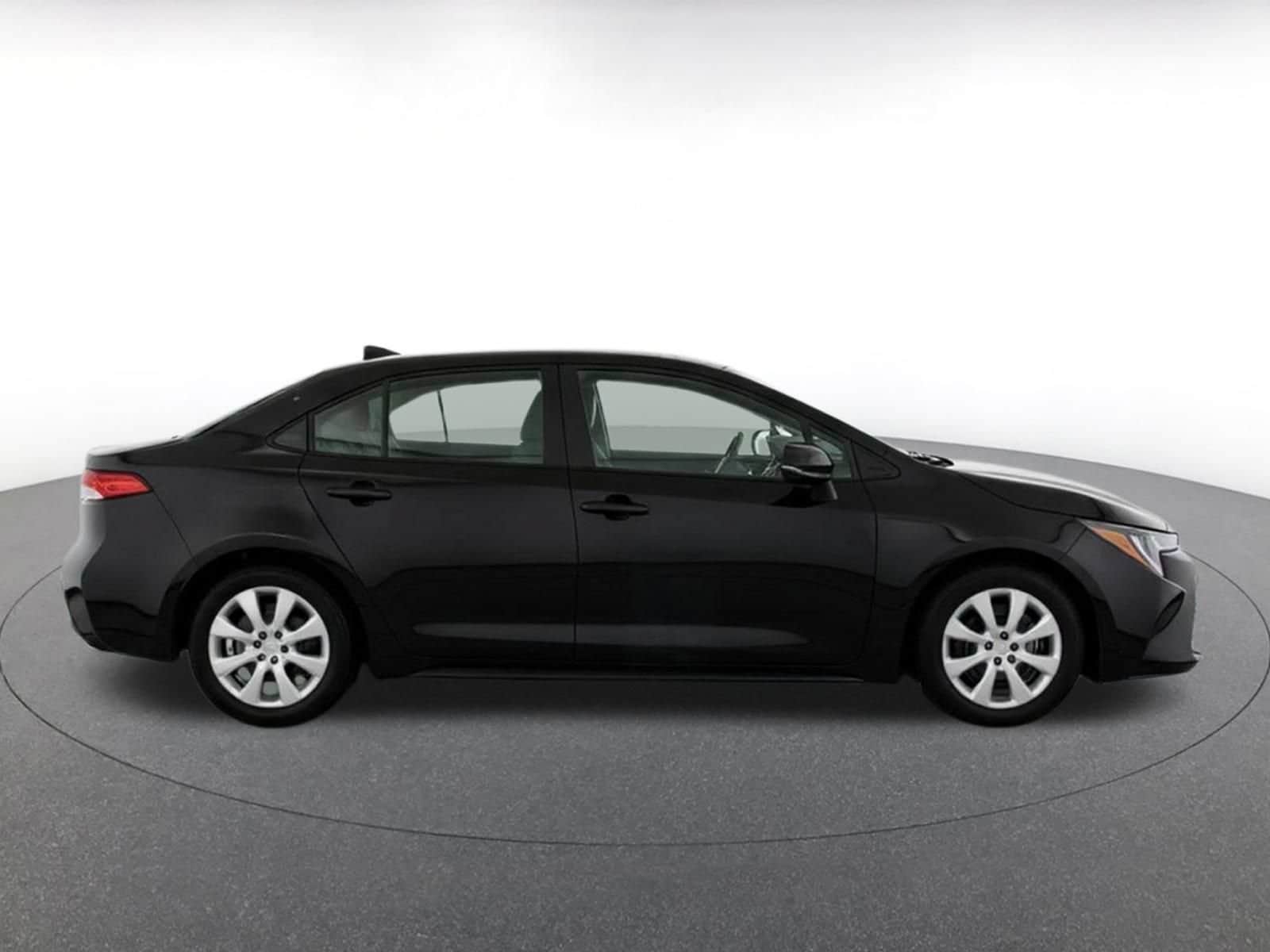 Thumbnail: 2025 Toyota Corolla - 10