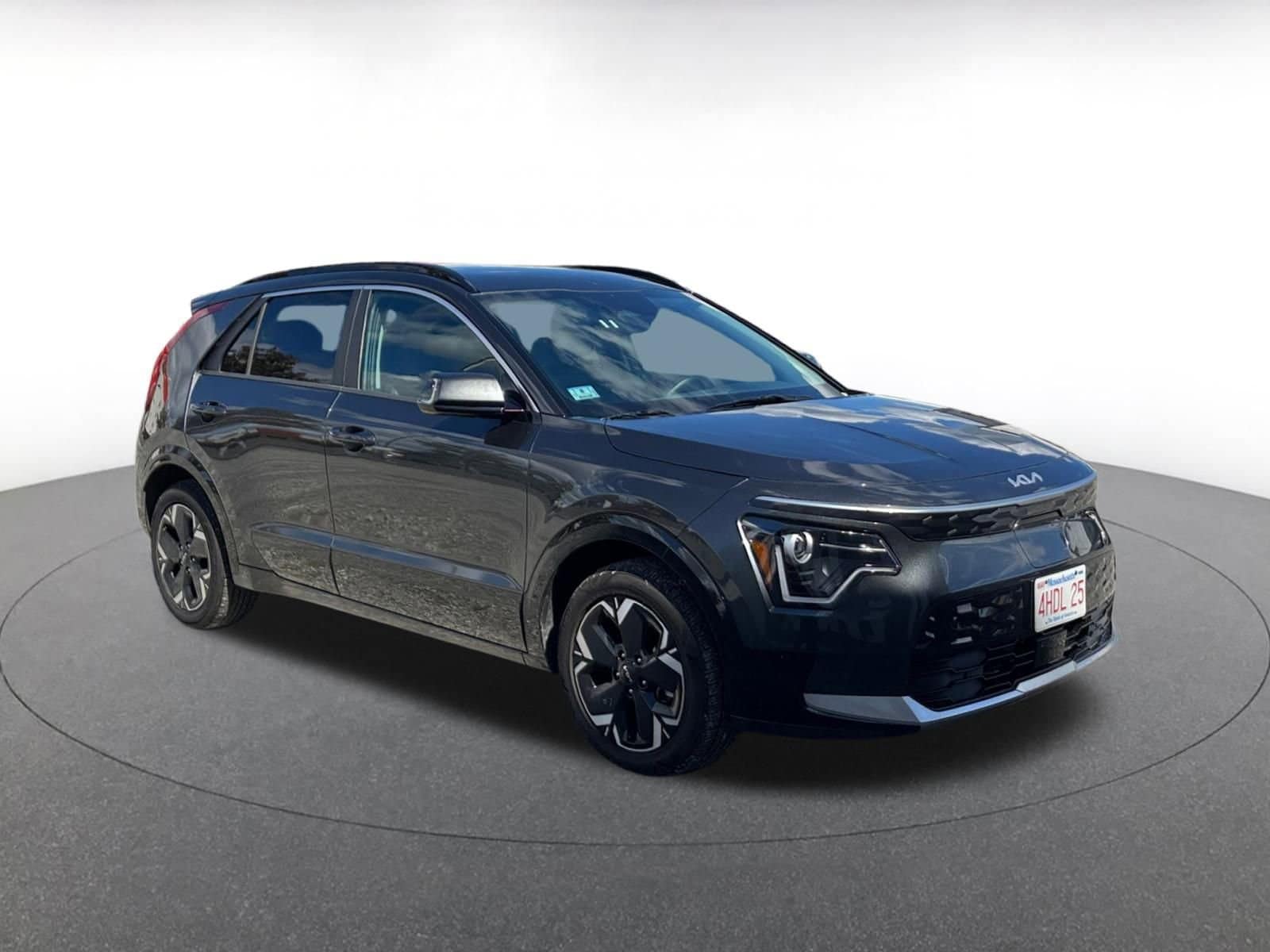 Thumbnail: 2023 Kia Niro - 1