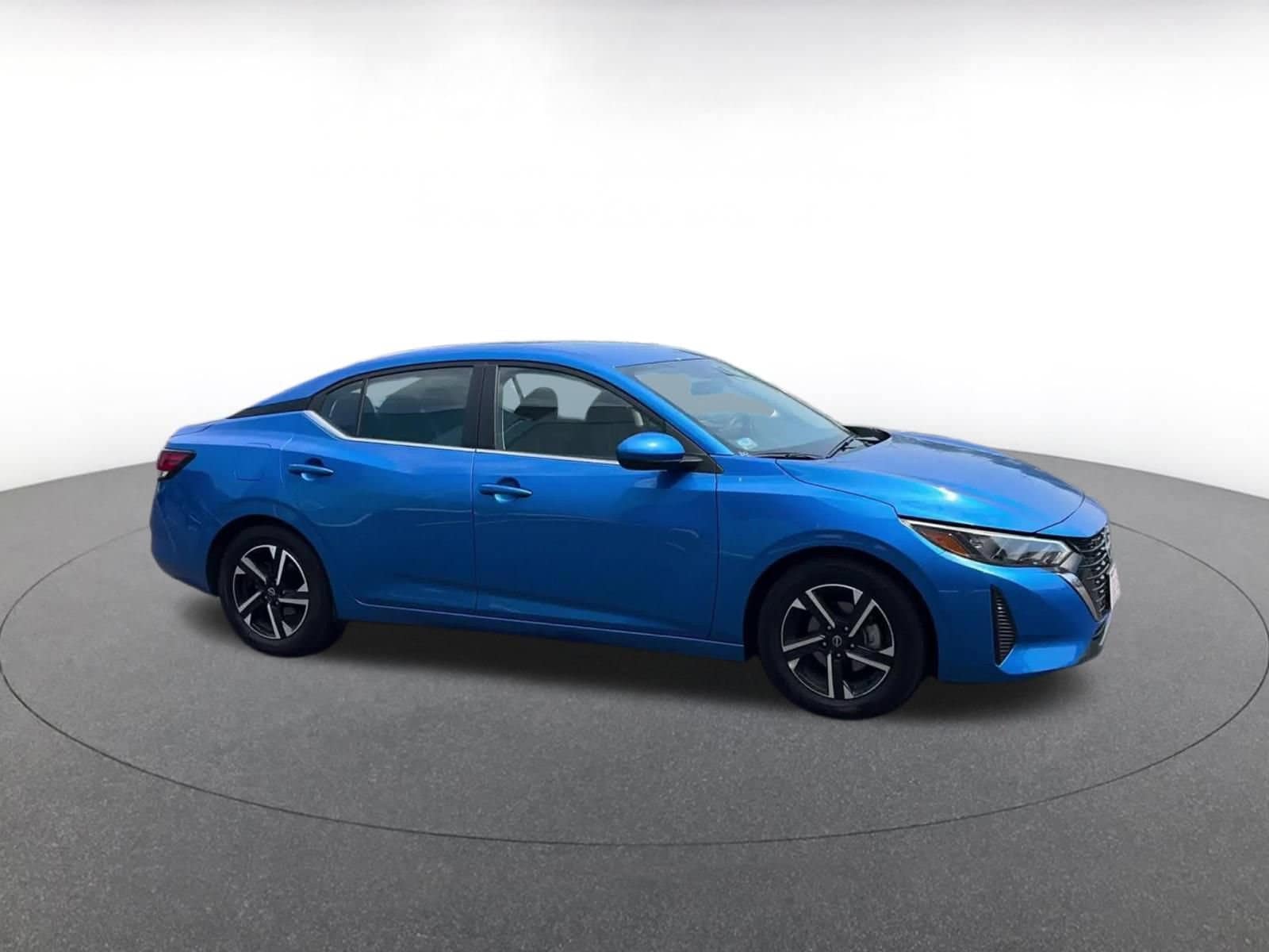 Thumbnail: 2025 Nissan Sentra - 2