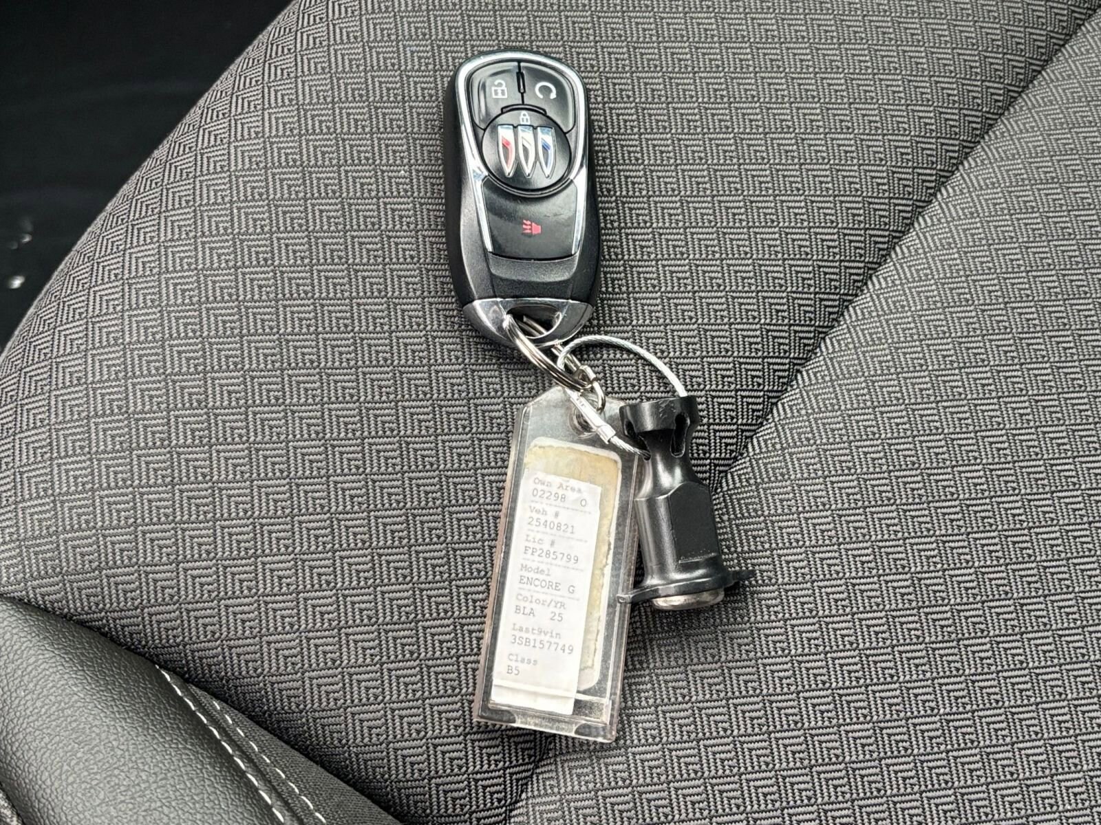 Thumbnail: 2025 Buick Encore GX - 21