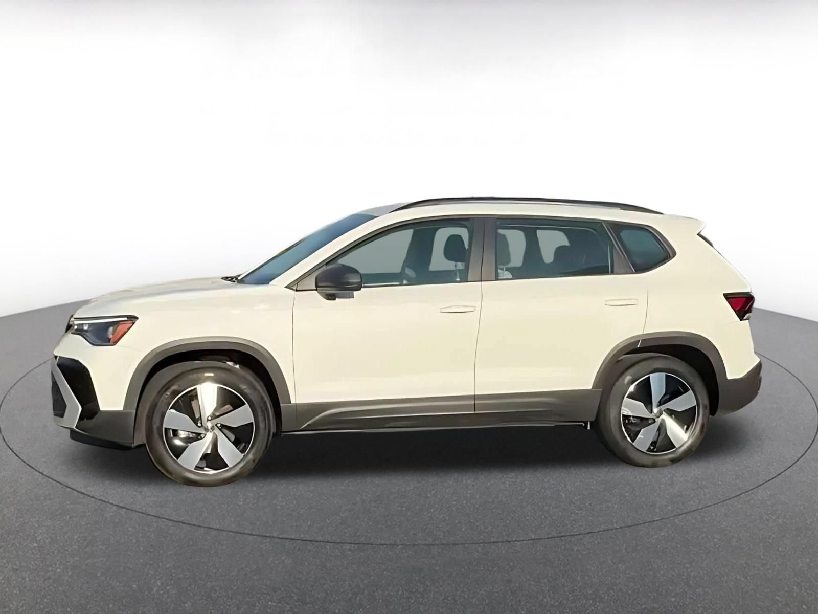 Thumbnail: 2026 Volkswagen Taos - 10