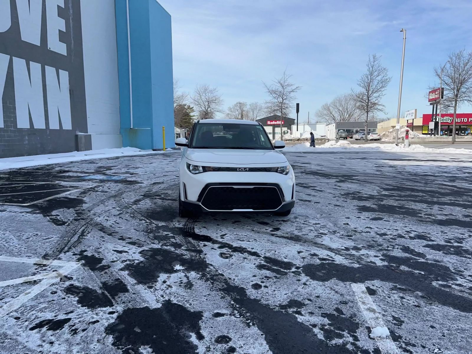 Thumbnail: 2025 Kia Soul - 16