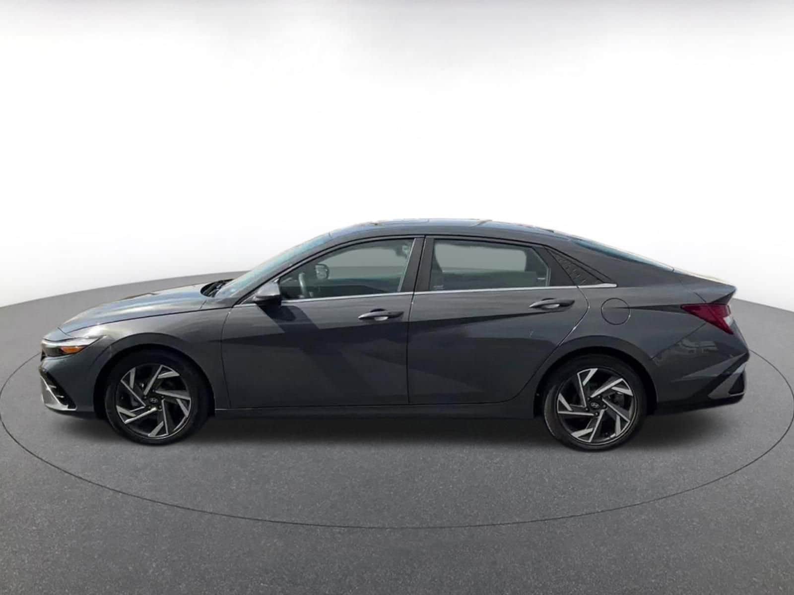 Thumbnail: 2025 Hyundai Elantra - 9