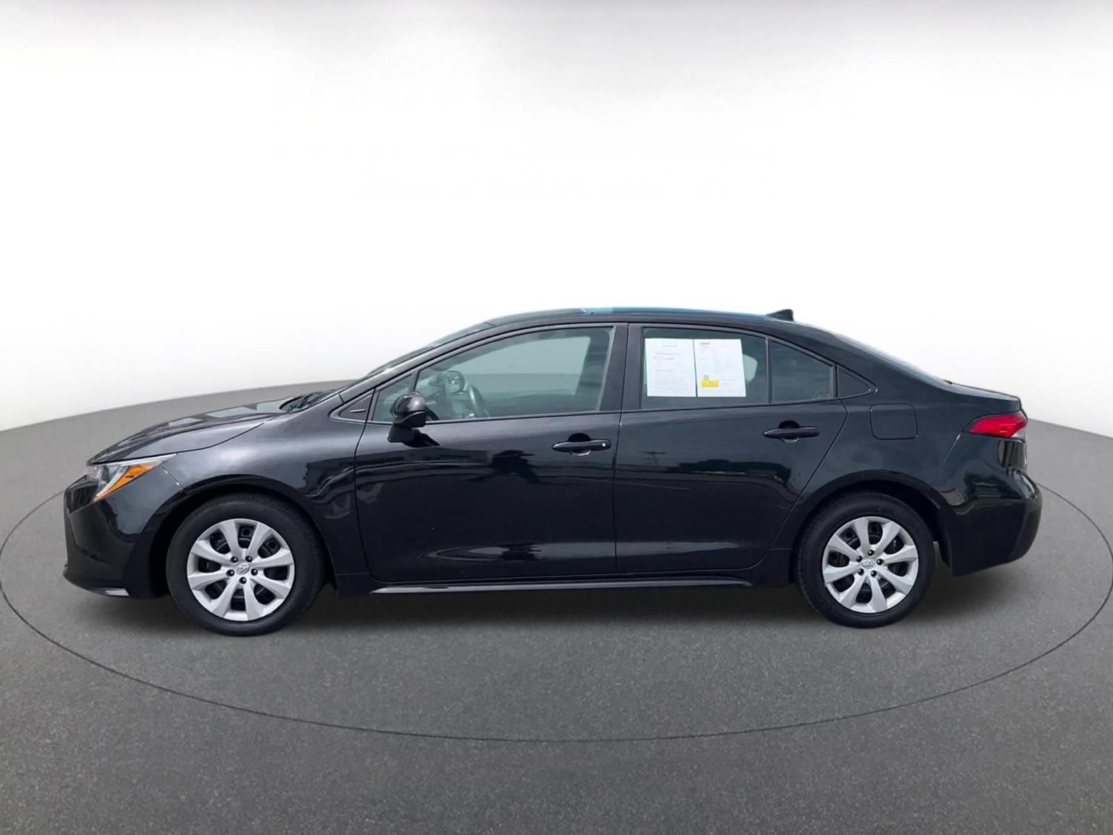 Thumbnail: 2025 Toyota Corolla - 7