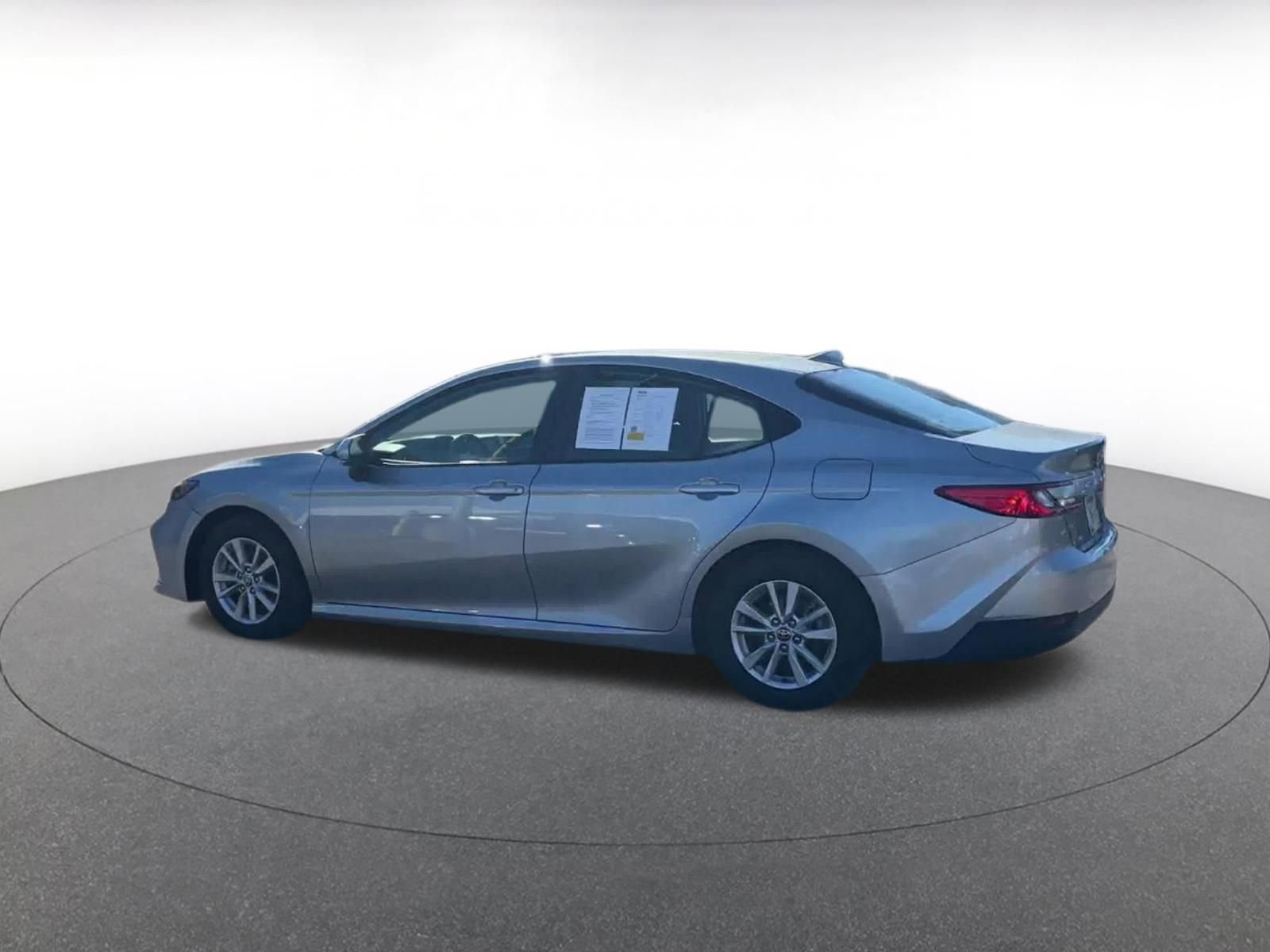 Thumbnail: 2025 Toyota Camry - 10