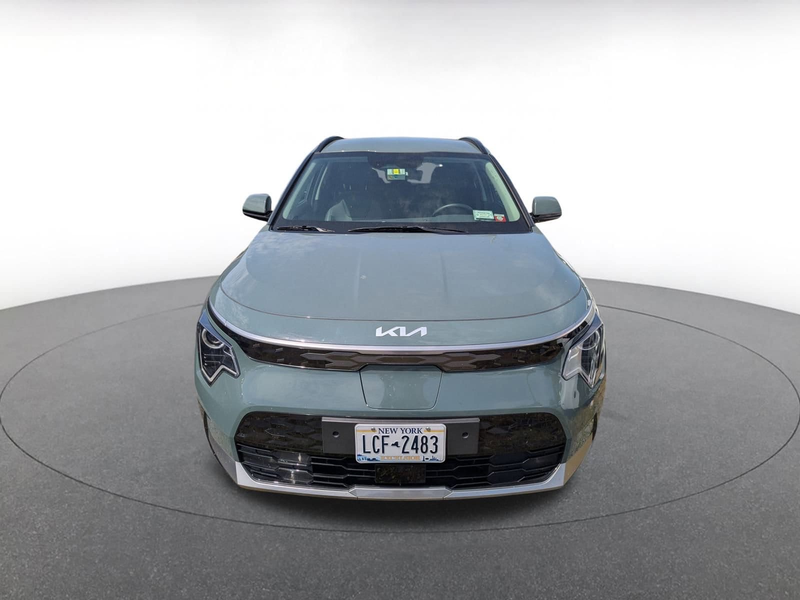 Thumbnail: 2023 Kia Niro - 2