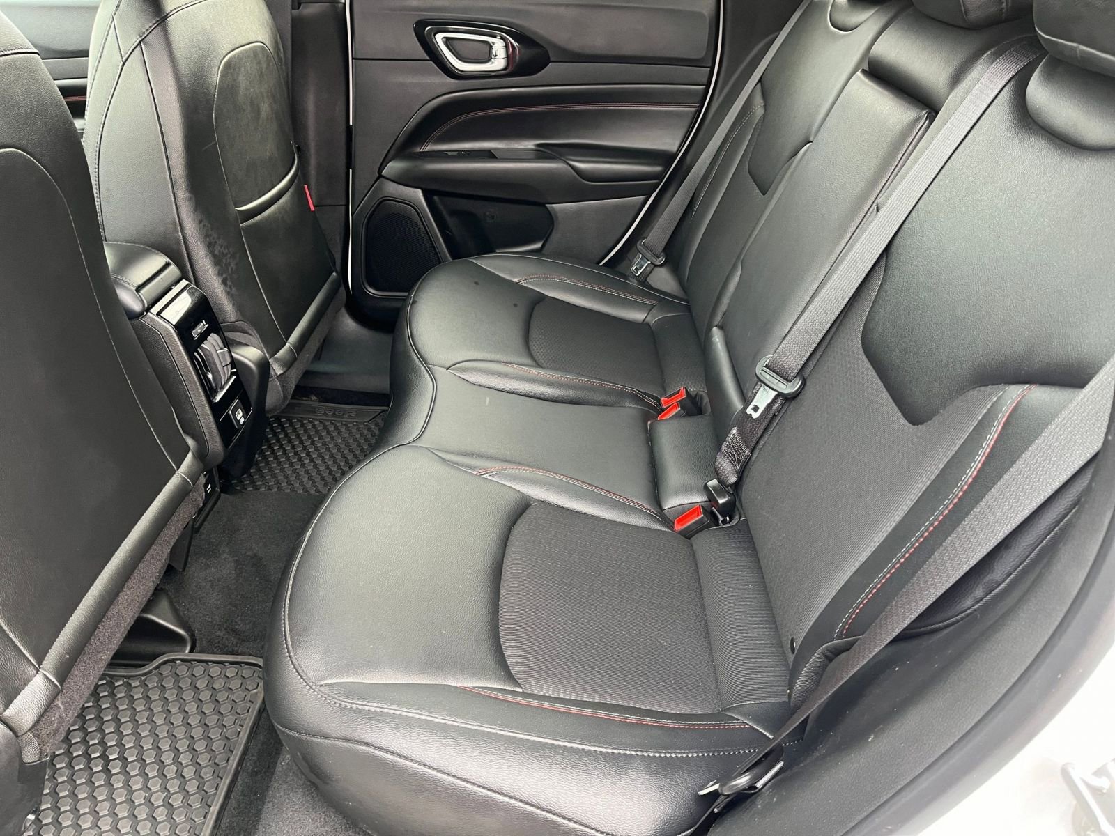 Thumbnail: 2025 Jeep Compass - 24